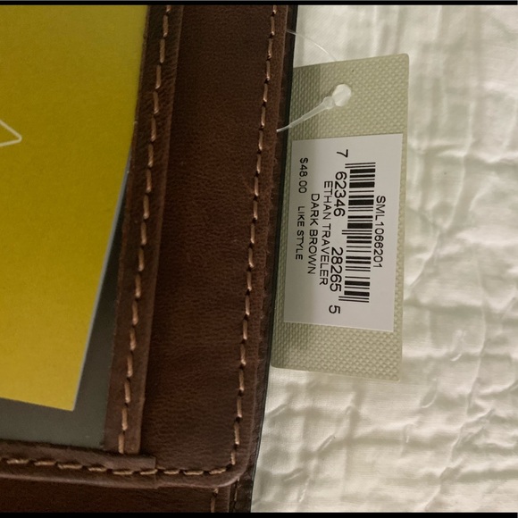 Fossil Wallet - Picture 3 of 4